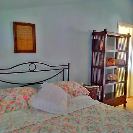 Holiday home Casa Il Melograno Castellaro (Liguria)